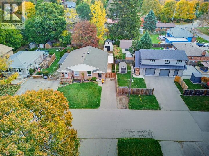 Property Photo:  36 Amelia Street  ON N3L 3V5 