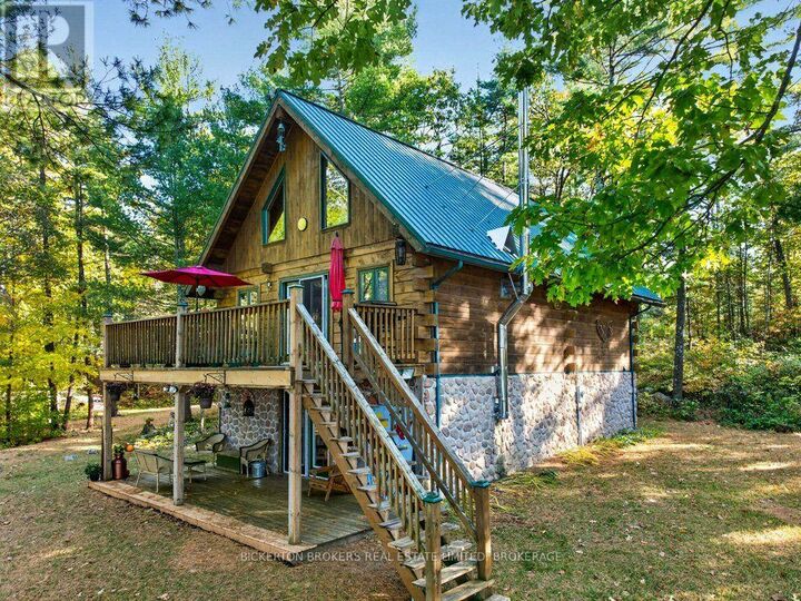 Property Photo: 924 Blue Run Lane ON K0E 1L0