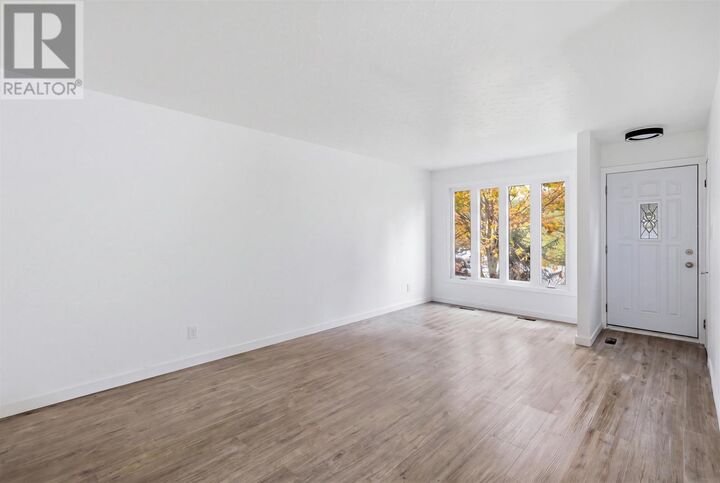 Property Photo:  12 Vera St  ON P6B 5M8 