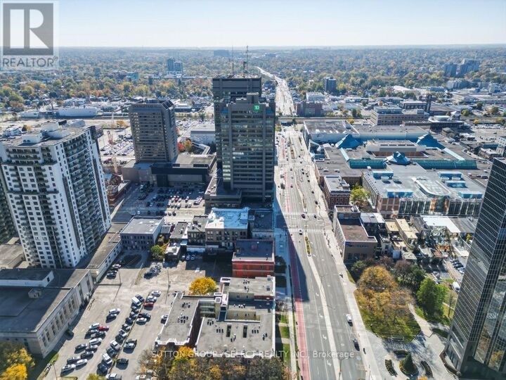 Property Photo:  272 Dundas Street 203  ON N6B 1T6 