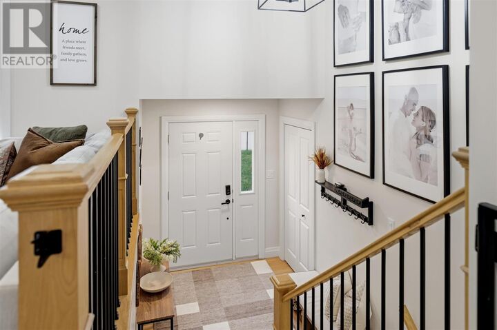 Property Photo: 68 Crestwood Ave ON P6A 6S9