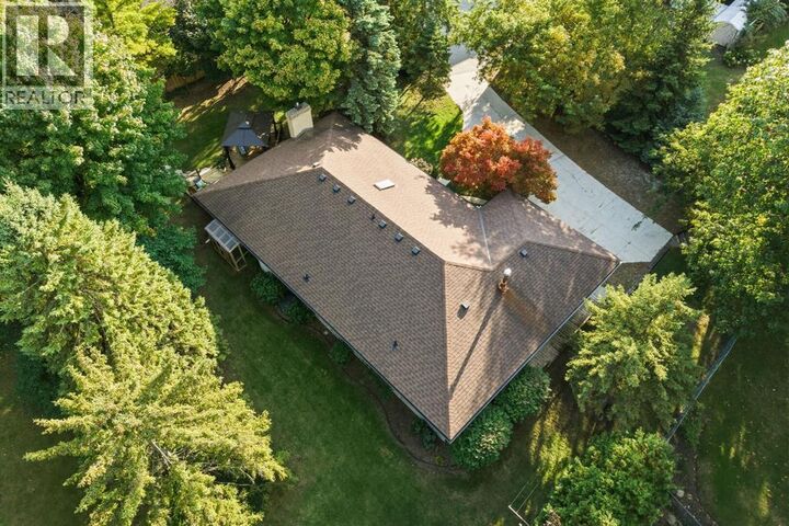 Property Photo:  1736 Smith Lane  ON N7S 3S8 