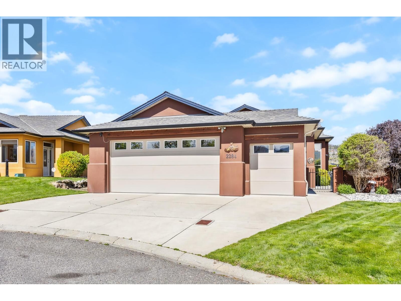 Property Photo:  2284 Pine Vista Place  BC V4T 2Y1 