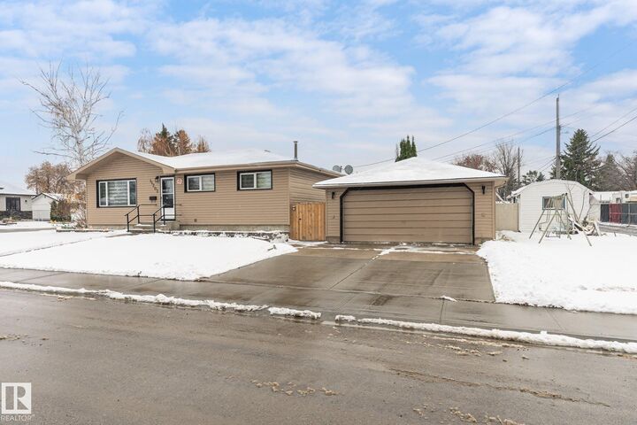 Property Photo: 11203 136 Avenue NW AB T5E 1W9