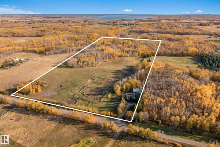 Property Photo:  51221 Rge Road 222  AB T8C 1H2 