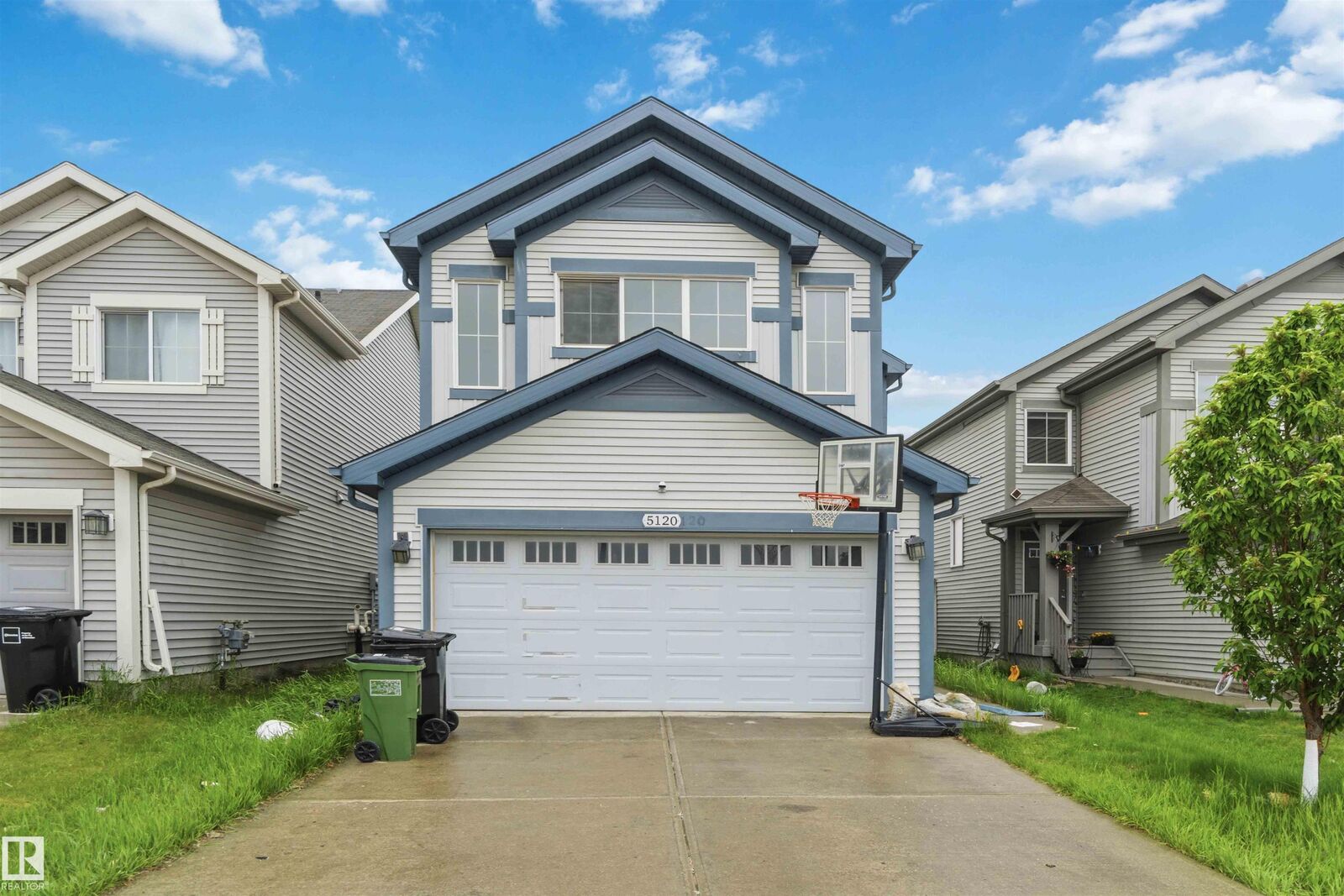 Property Photo:  5120 19 Avenue SW  AB T6X 1A4 