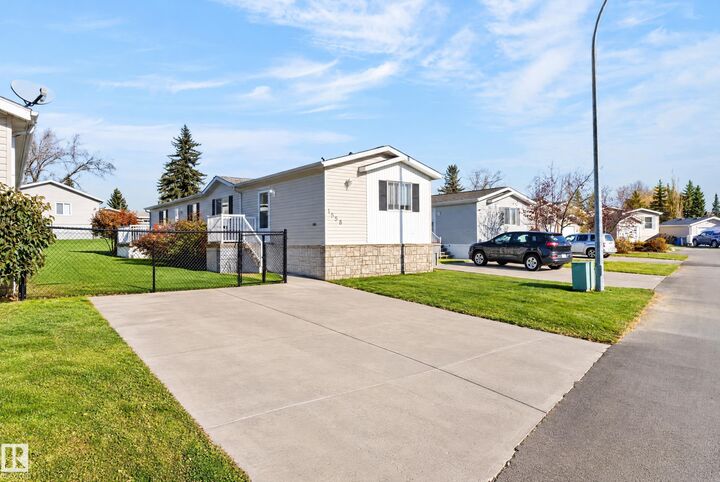 Property Photo:  #1558 53222 Range Rd 272  AB T7X 3P1 