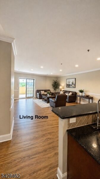 Property Photo:  30 Austin St 205  NJ 07114 