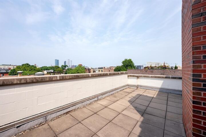 Property Photo:  222 Montgomery St 5H  NJ 07302 