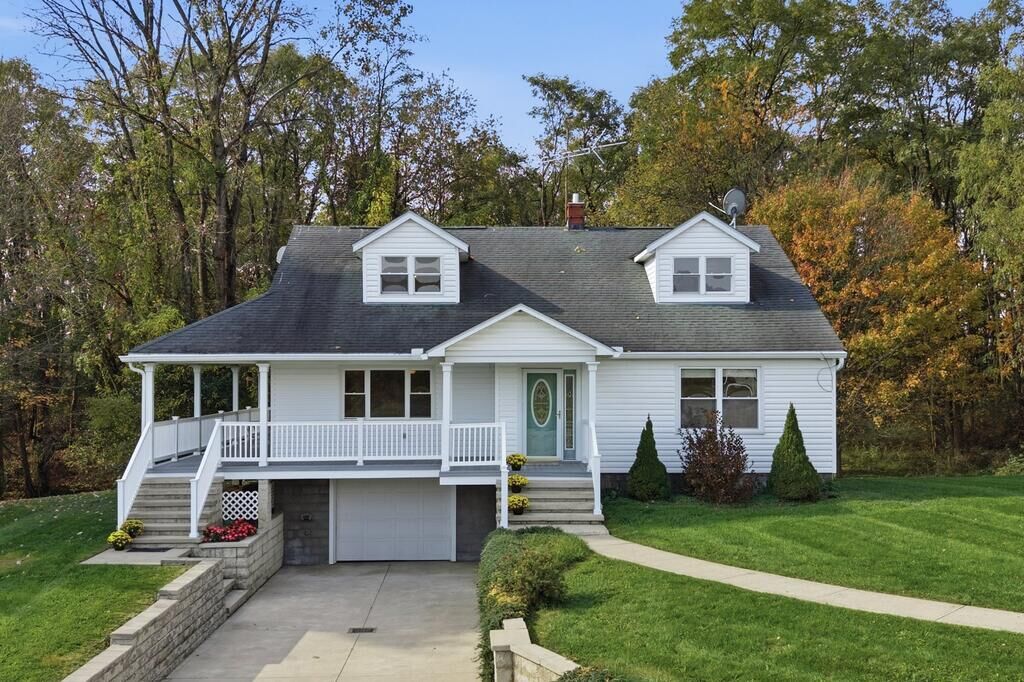 Property Photo:  1849 Township Road 1255  OH 44805 