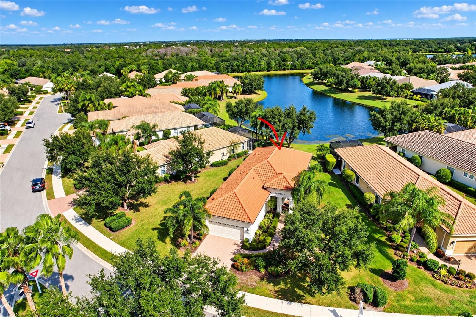 Property Photo:  7159 Westhill Court  FL 34202 