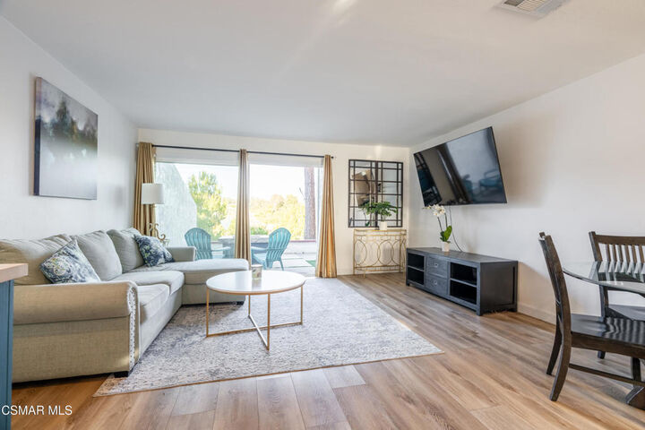 Property Photo:  744 Tuolumne Avenue  CA 91360 