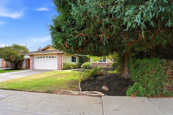 Property Photo:  5038 Raleigh Way  CA 95608 