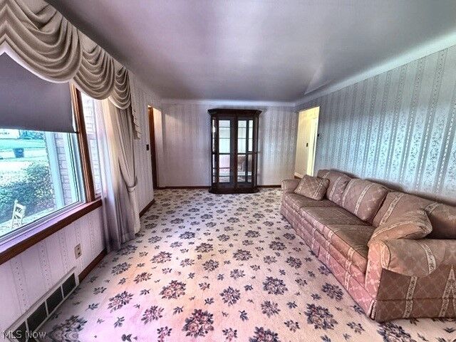 Property Photo: 328 S Bon Air Avenue OH 44509