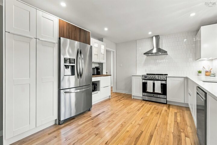 Property Photo:  101 Deepwood Crescent  NS B3M 2V8 