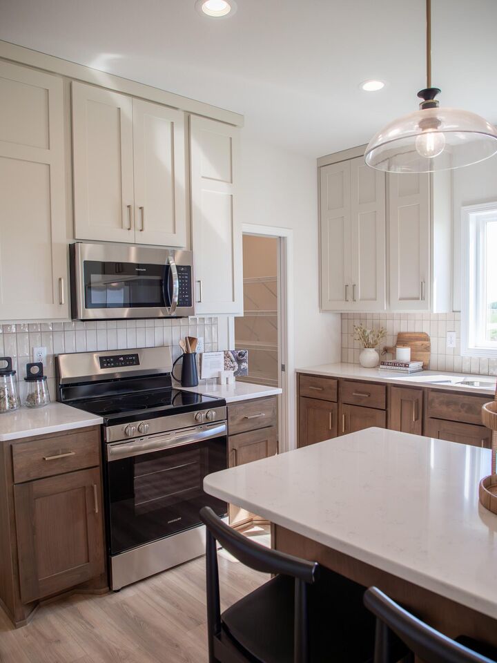 Property Photo:  2864 74 Avenue  ND 58104 
