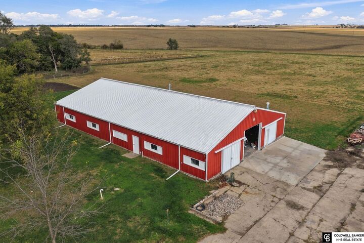 Property Photo:  112 16 Road  NE 68319 