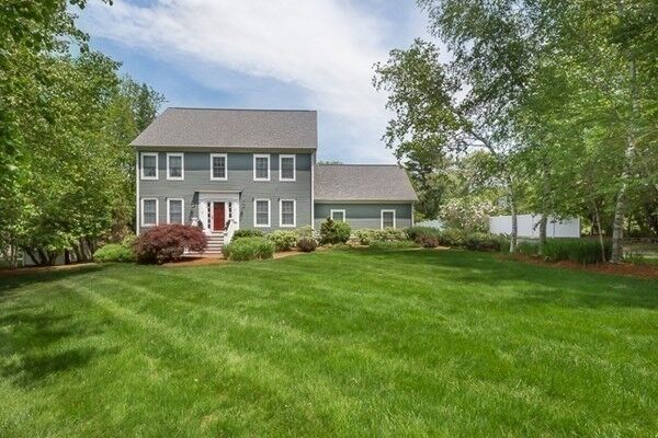 Property Photo:  7 Davis Lane  MA 01833 