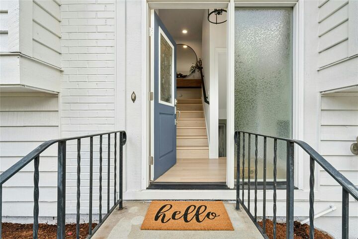 Property Photo:  5415  159th Place NE  WA 98052 
