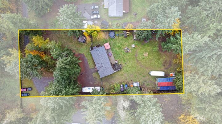 Property Photo:  36110  49th Avenue Ct E  WA 98328 