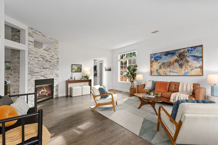 Property Photo: 5615 1st Avenue SE WA 98203