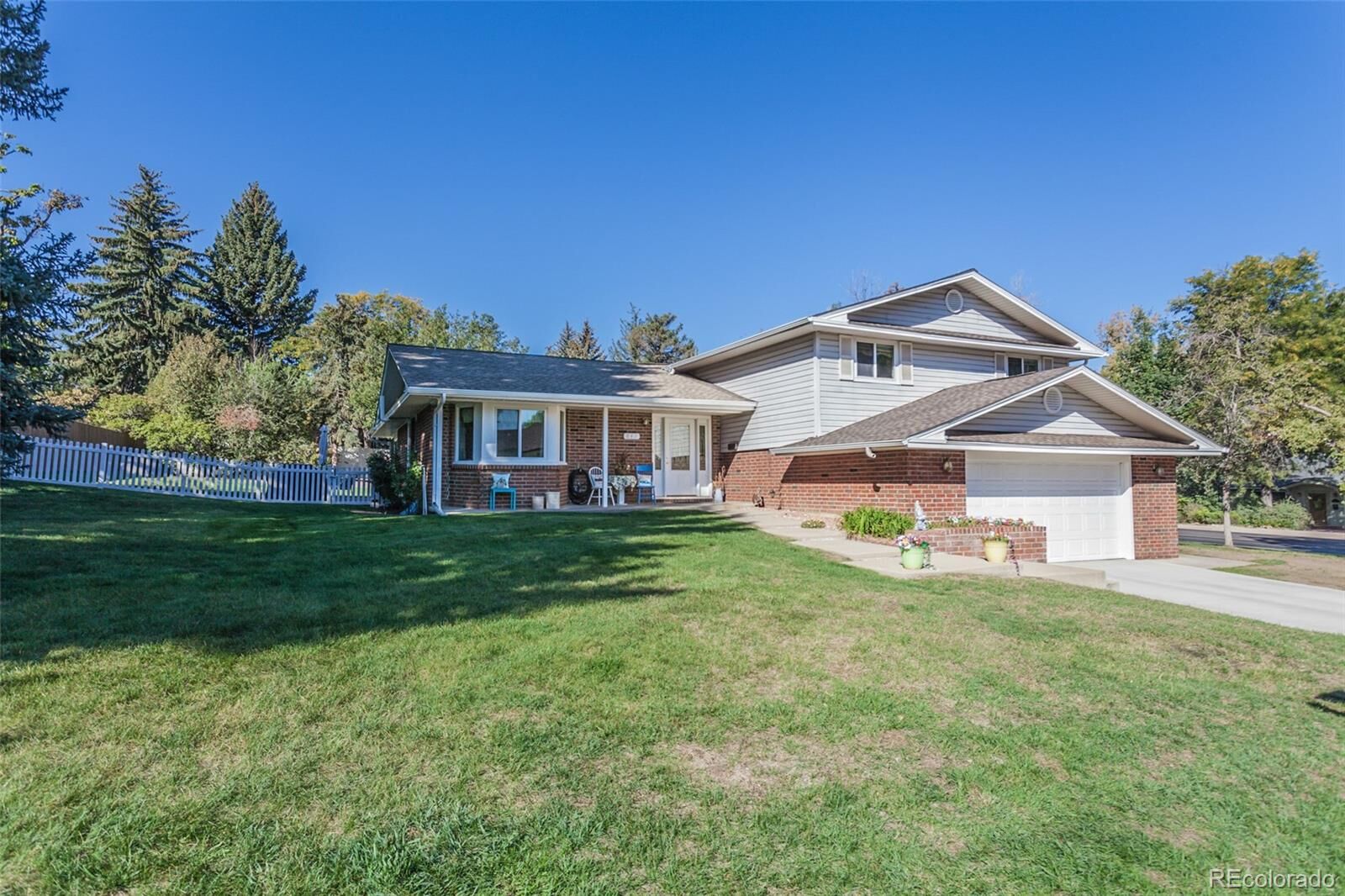Property Photo:  847 Briarwood Court  CO 80501 