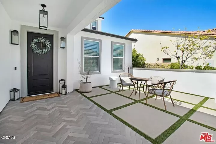 Property Photo: 18718 Juniper Springs Drive CA 91387