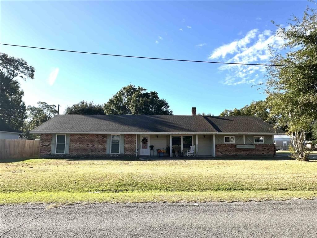 Property Photo: 565 Rollins Road LA 70611