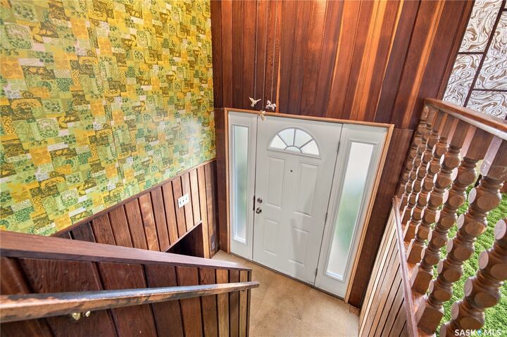 Property Photo:  145 4th Street  SK S0G 3Z0 