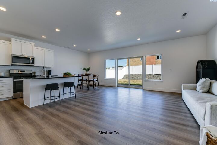 Property Photo:  6322 Bulldog Ln  WA 99301 