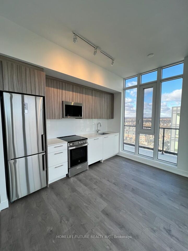 Property Photo: 215 Veterans Drive 1204 ON L7A 5L6