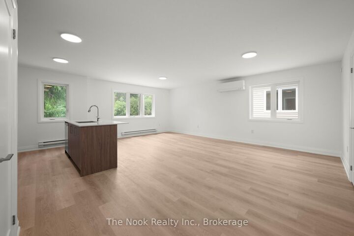 Property Photo: 399 Thornton Road N 2 ON L1J 6S9