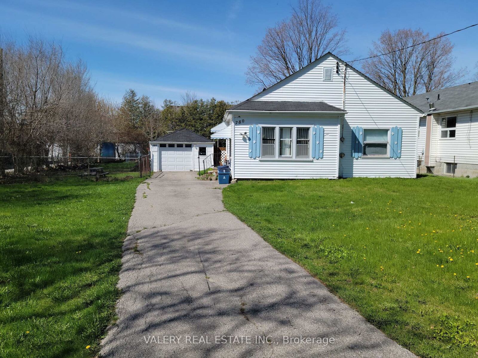 Property Photo:  780 Liverpool Road  ON L1W 1S1 