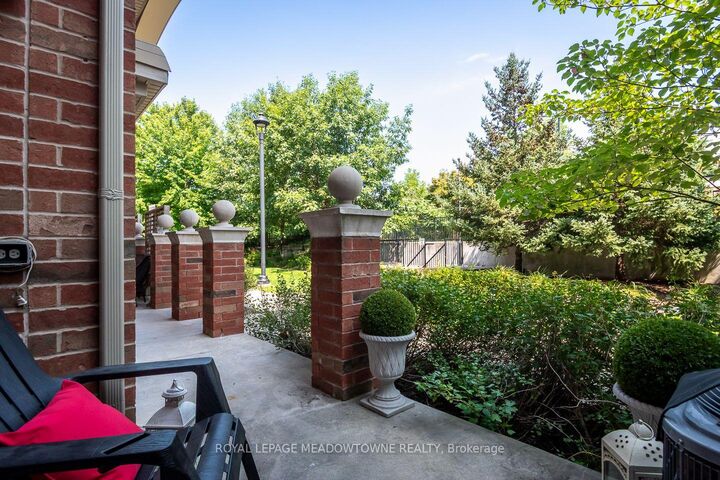 Property Photo:  2563 Sixth Line 15  ON L6H 0H7 