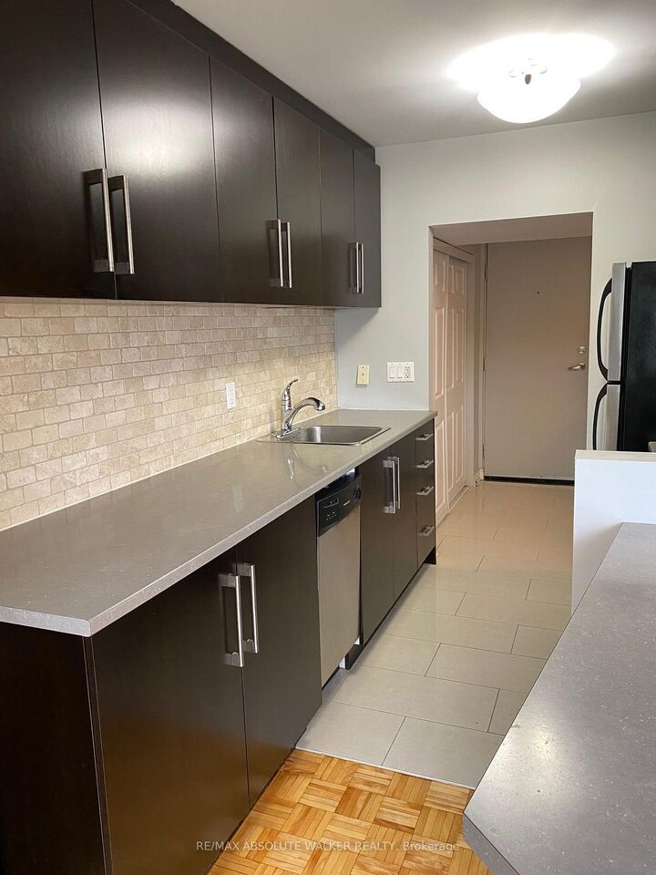Property Photo: 12 Corkstown Road 202 ON K2H 5B3