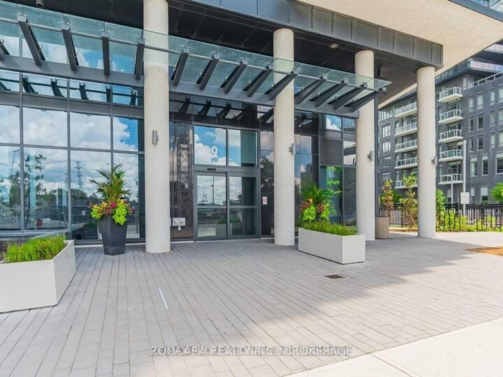 Property Photo:  39 Annie Craig Drive 1508  ON M8V 0H1 