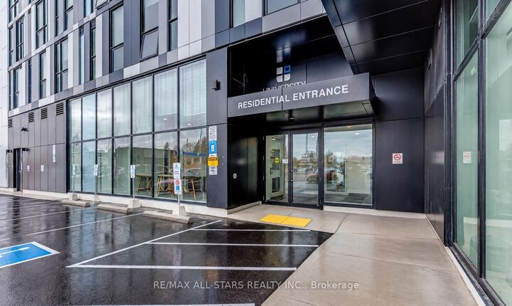 Property Photo:  1900 Simcoe Street N 727  ON L1G 4Y3 