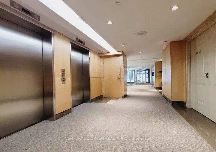 Property Photo:  220 Victoria Street 1305  ON M5B 2R6 