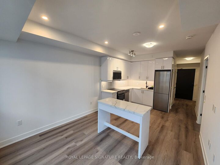 Property Photo:  2333 Khalsa Gate 219  ON L6M 5R6 