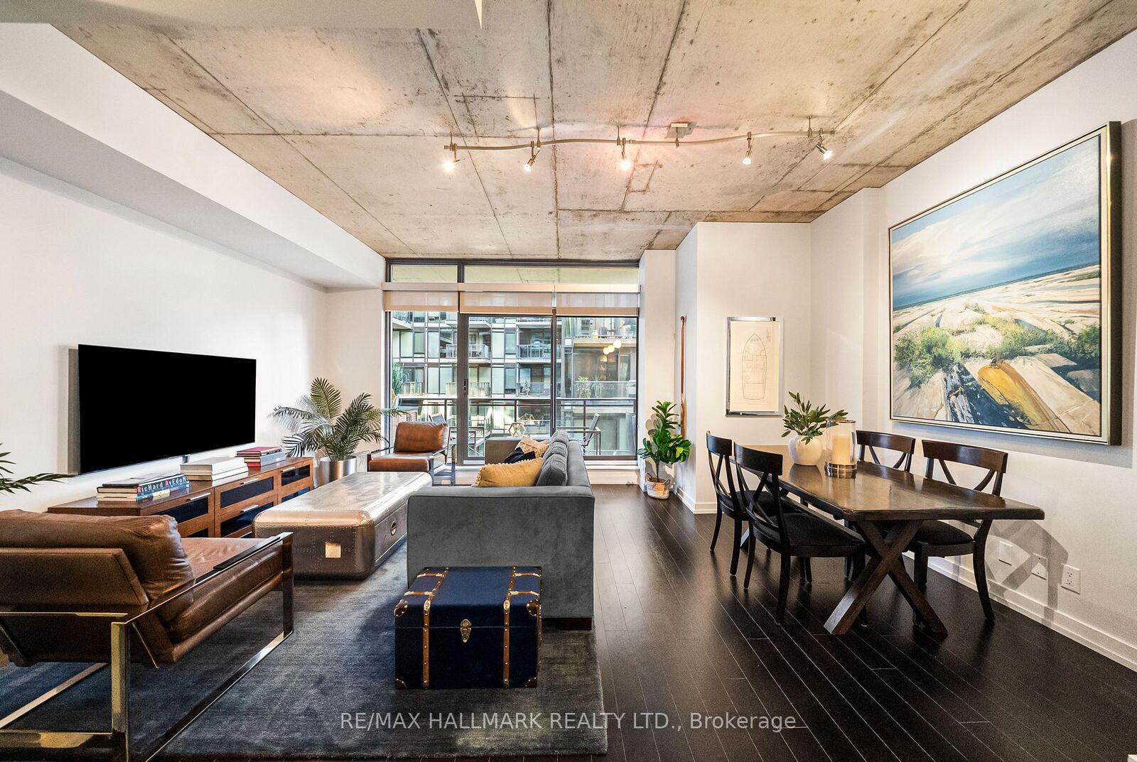 Property Photo: 10 Morrison Street 509 ON M5V 2T8