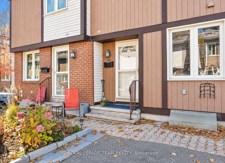Property Photo:  811 Connaught Avenue 62  ON K2B 8K3 