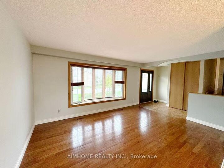 Property Photo:  1597 Newlands Crescent  ON L7M 1P2 