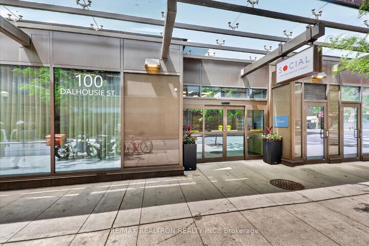 Property Photo: 100 Dalhousie Street 3312 ON M5B 0C7