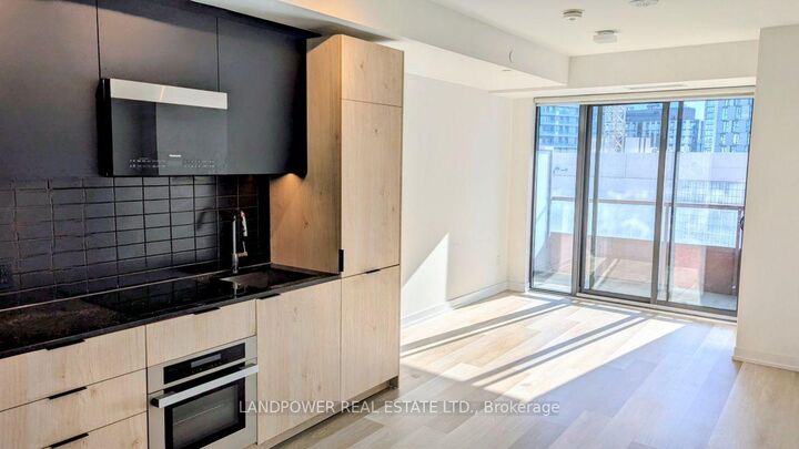 Property Photo:  28 Eastern Avenue 516  ON M5A 1H5 