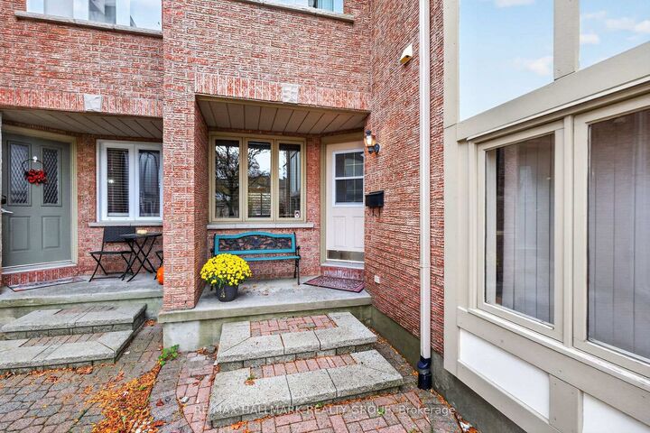 Property Photo: 32 Havenhurst Crescent ON K1T 3E8