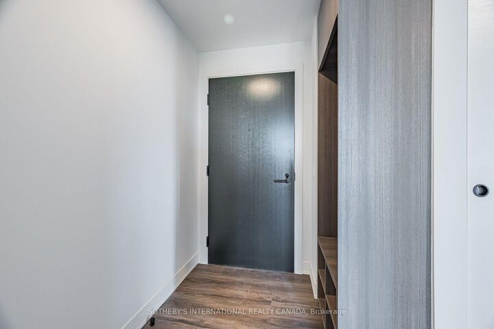 Property Photo:  15 Assembly Lane 901  ON M6H 0H3 