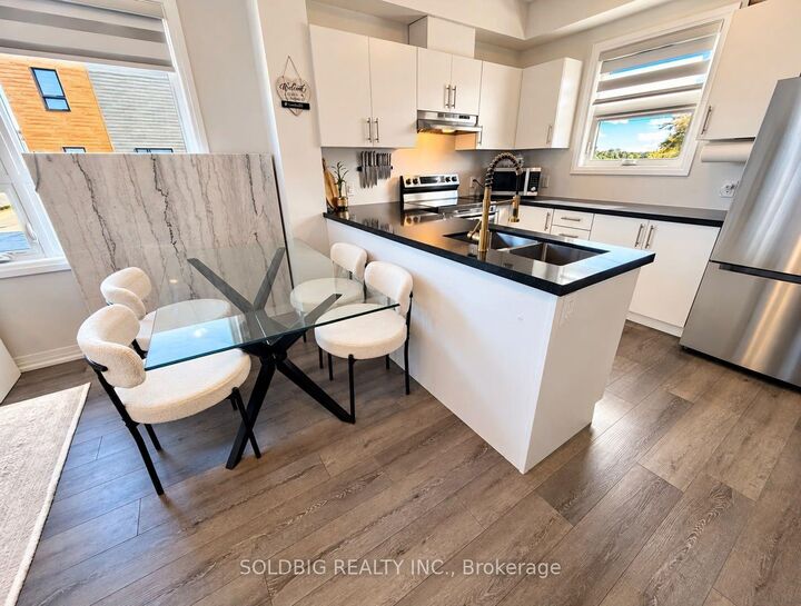 Property Photo:  6705 Cropp Street 114  ON L2E 0C1 