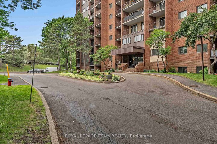 Property Photo:  2630 Southvale Crescent 214  ON K1B 4S8 