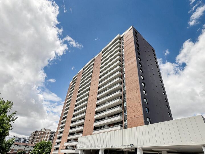 Property Photo: 15 Torrance Road Ph04 ON M1J 3K2