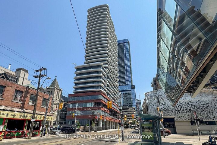 Property Photo: 280 Dundas Street W Ph03 ON M5T 0E3